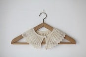 Image of 1970s cream crocheted collar