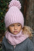Image of Bonnet Isaya" avec pompon amovible, alpaga & laine
