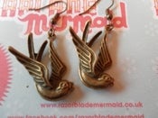 Image of Antique Goldtone Metal Rockabilly Swallow Bird Earrings 