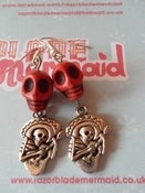 Image of Mexican Sugar Skull Day of the Dead Día de Muertos Mariarchi Bandit Earrings