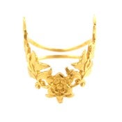 Image of Flower Crest Ring 