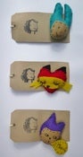 Image of felt brooches 