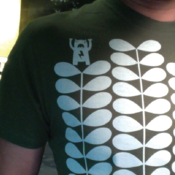 Image of Leaf Pattern Tee