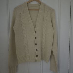Icelandic Wool Fisherman Cardigan - White