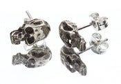 SHRUNKEN SKULL EARRINGS 