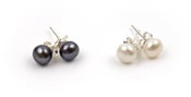 Image of June Pearl Earrings