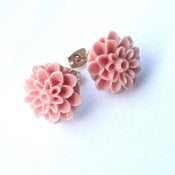 Image of Pink Chrysanthemum Earrings
