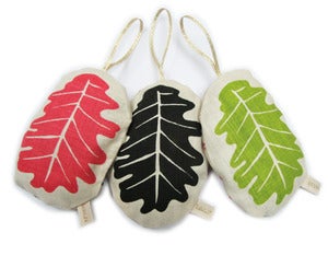 Image of lavender oak leaf.