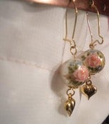 Image of Natural Pearl Earring