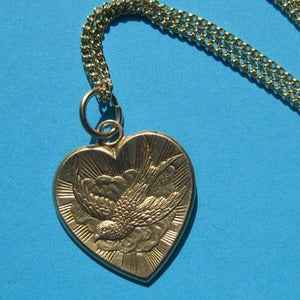 Image of Vintage Love Bird Necklace 