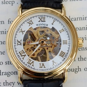 Image of Simple Golden Mechanical Wind-Up Wrist Watch