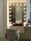 Image of mavis | theatre green room | mirror light