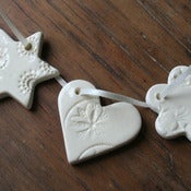 Image of 5 pack - stars, hearts or flowers with vintage button pattern