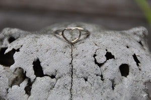 Image of Babyanything Fine Heart Ring Silver