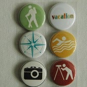 Image of vacation badge buttons