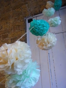 Image of Pom Pom Garland -- Mint/Pistachio/Cream