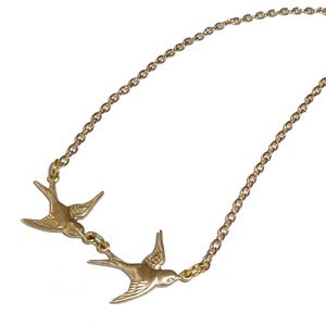 Image of Chase Me Necklace