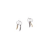 Image of oxidized silver and brass sea claws hoops (E09silbra)