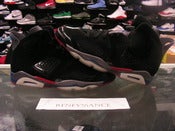 Image of DEADSTOCK NIKE JORDAN 6 VI "PISTONS" RETRO SNEAKERS