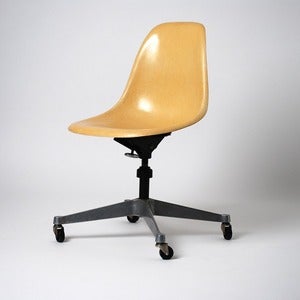 Image of Eames PSCC Side Chair
