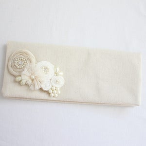 Image of White Snow Clutch