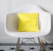 Image of *NOUVEAU* Housse de coussin Bow jaune mimosa