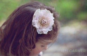 Image of The Elinor Clip
