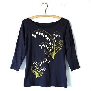 Image of Lily of the Valley Navy 3/4 Sleeve Top