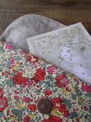 Image of Trousse Liberty/lin