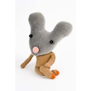 Image of teacups the tiny mouse
