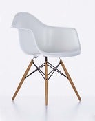 Image of Eames Plastic Armchair DAW