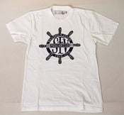 Image of SFV MERCANTILE X PAPA NUI “BROTHERHOOD OF THE SEA” Ship Wheel Tee White
