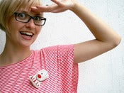 Image of brooch 'F'