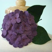 Image of large hydrangea // heathered red-violet headband