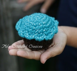Image of Crocheted Cupcakes