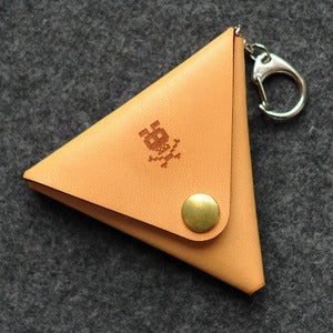 Image of Triangle Leather Coin Case with Key Ring