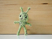 Image of Green Alien String Doll Brooch Pin