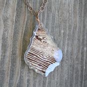 Image of petal drop necklace - french cut 275