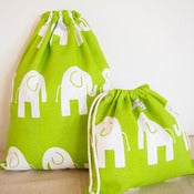 Image of Drawstring bag set - green elephants