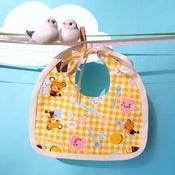 Image of Babero Rilakkuma