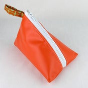Image of Tetra AT6