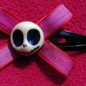 Image of Barrette skull 3