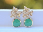 Image of Palace Green Teardrop and Gold Cherry Blossom Flower Post Earrings - EFA046