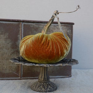 Image of Velvet Plush Pumpkin 6" Single