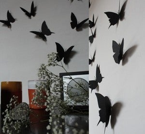 Image of Envolée de papillons noirs