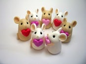 Image of Tiny Love Mouse Shelf Ornament