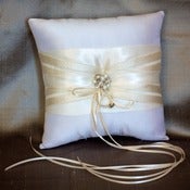 Image of XOXO ring bearer pillow