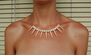 Image of COLLAR MOLOTOV