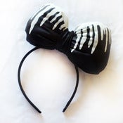 Image of Melt Away Bow