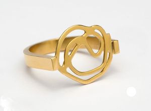 Image of Gold swirl ring